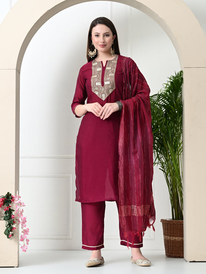 Women's Embroidered Keyhole Neck Bell Sleeves Kurta & Palazzos With Dupatta Sets in Magenta Colour