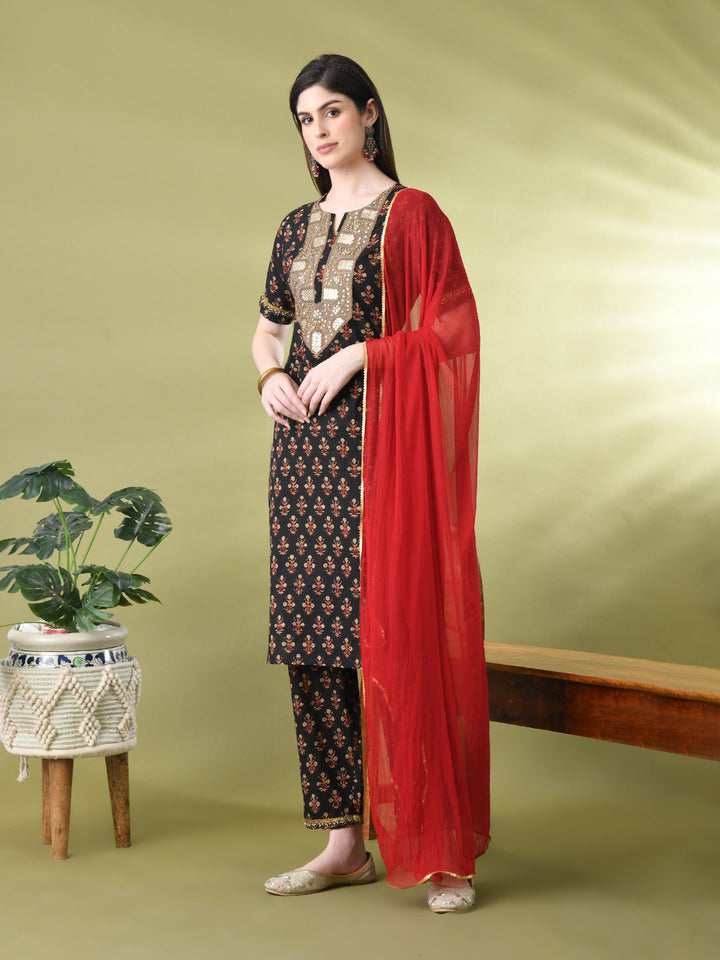 Myshka Women's Cotton Printed Kurta Set With Dupatta