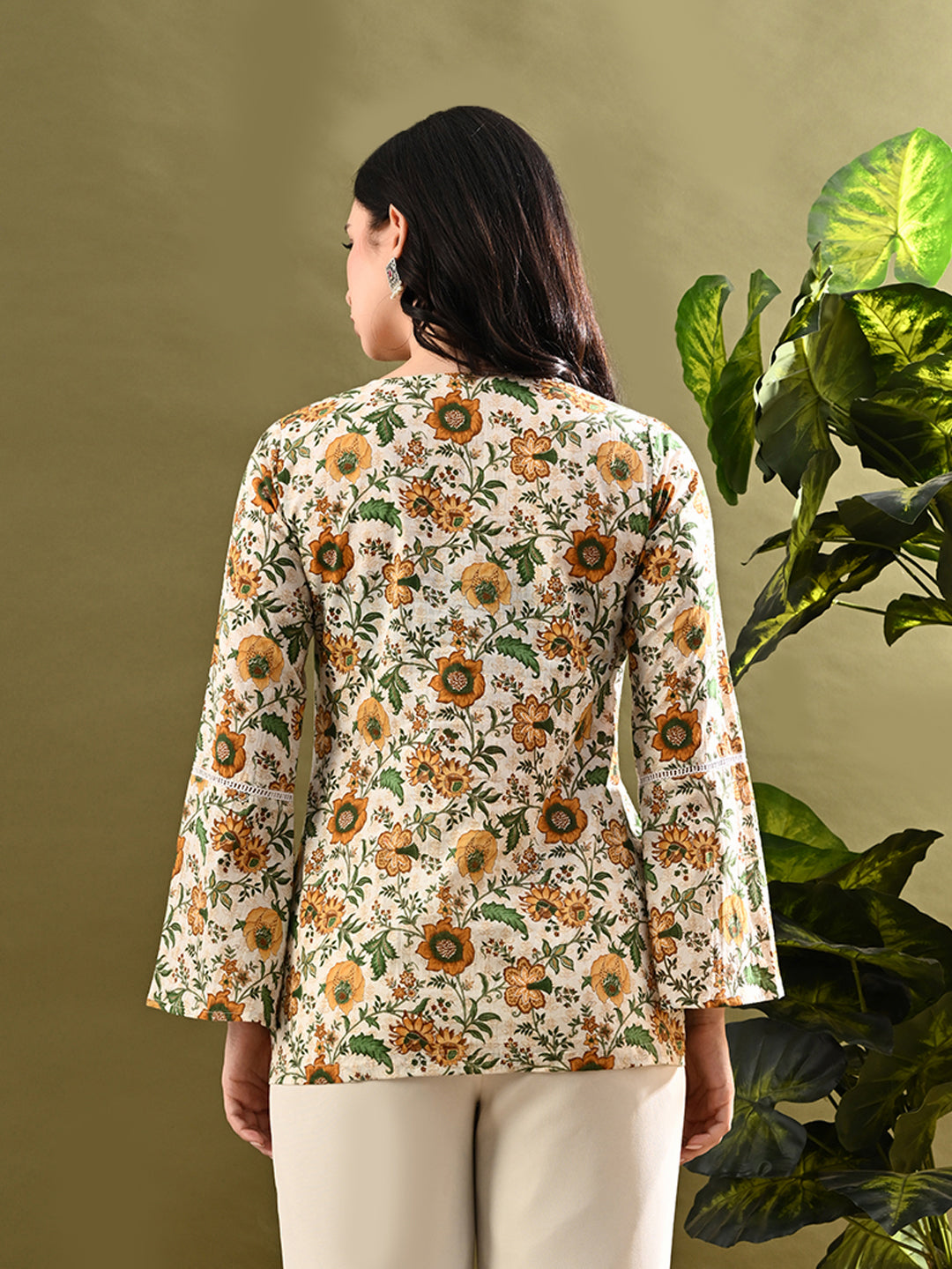 Myshka Women's Green Flower Printed Tunic With Lace