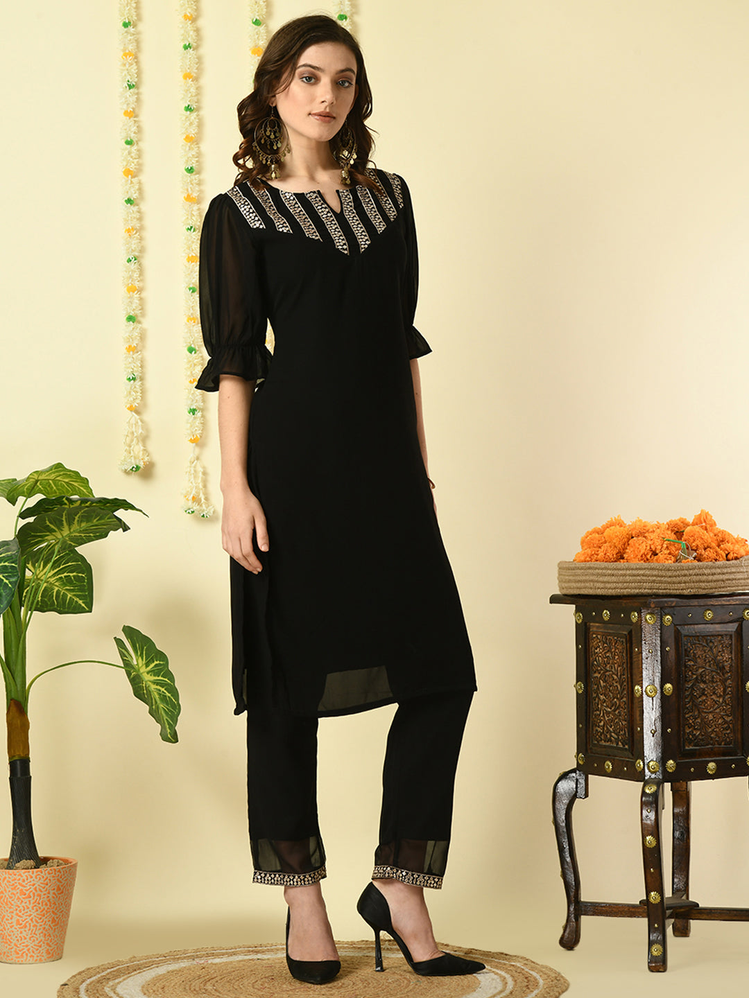 Color_Black
