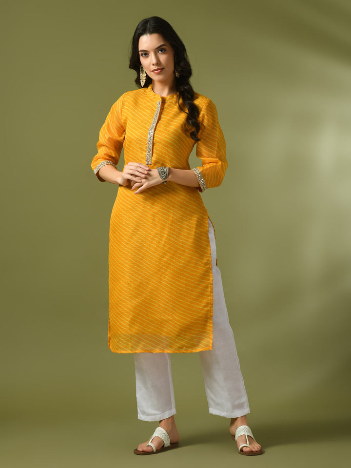 Women's  Yellow Printed Cotton Blend Straight Party Kurta Sets  - Myshka