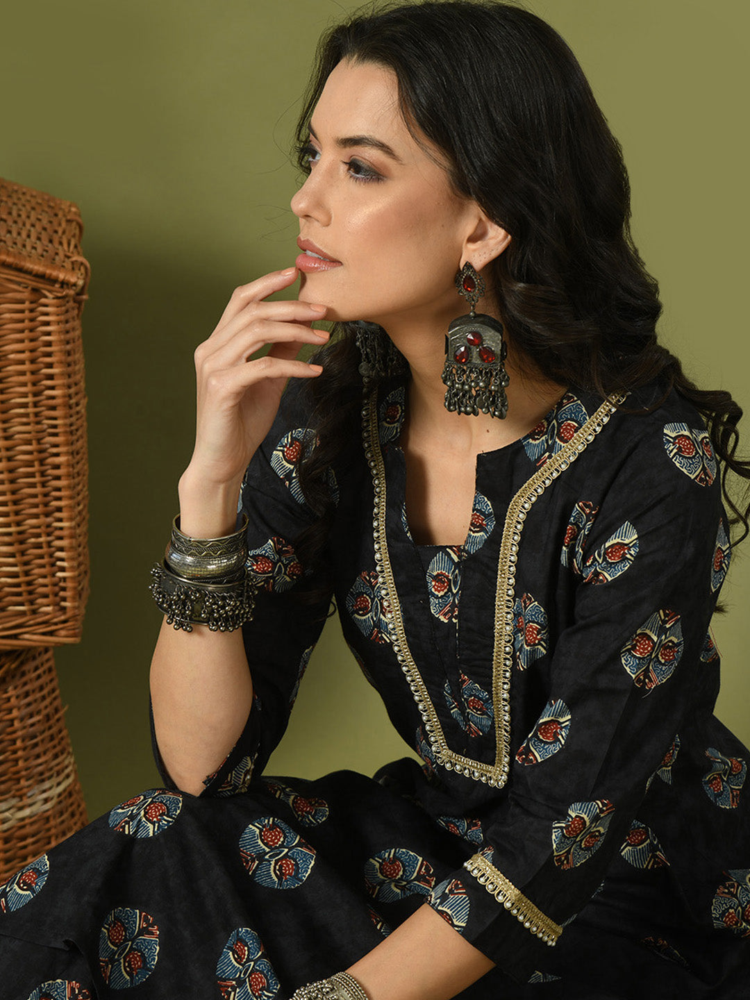 Women's  Black Printed Cotton Straight Party Kurta Sets With Dupatta - Myshka