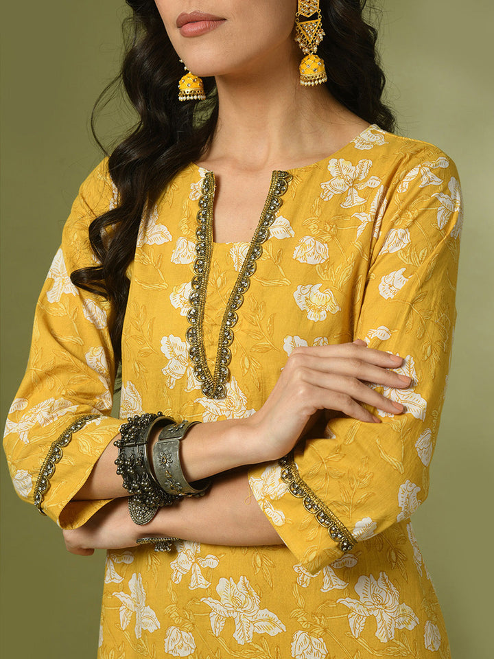 Women's  Yellow Printed Cotton Straight Party Kurta Sets With Dupatta - Myshka