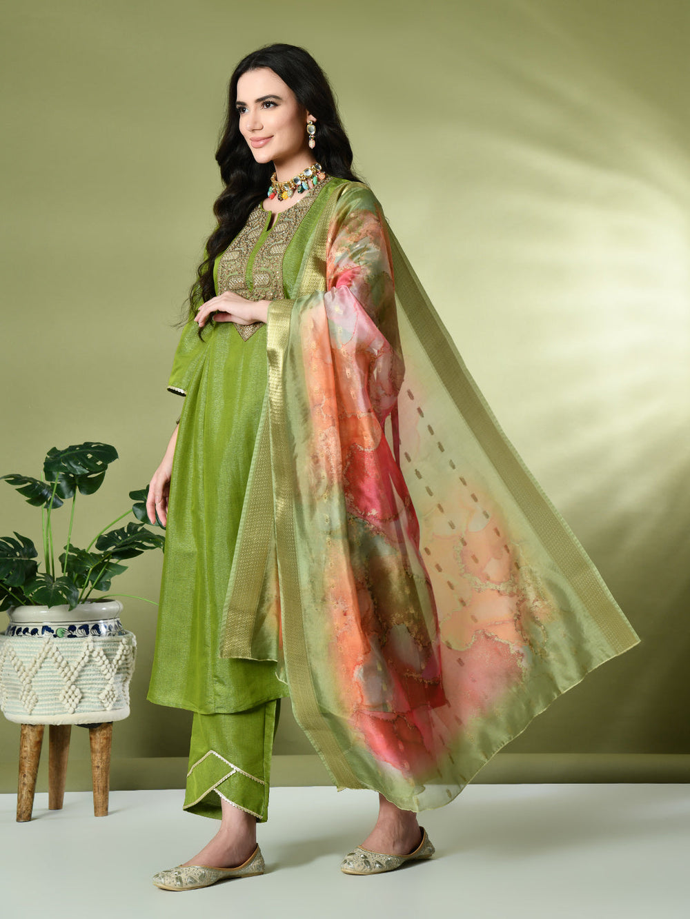 Color-Green