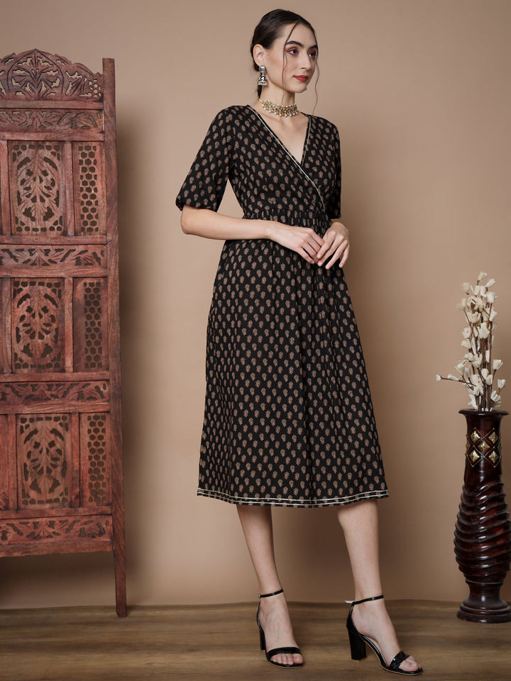 Women's Black Floral Printed Empire Dress Myshka